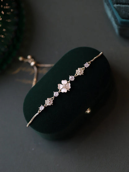 Luxury AAA Zircon Opal Clover Adjustable Bracelet For Women New Fashion Sparkling Gold Color Bracelet Wedding Jewelry Party Gift